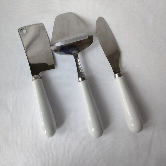 Set of 3 Cheese Knives with White Ceramic Handles Vintage - Picture 8 of 8